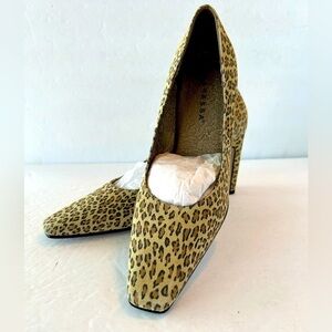 New Caressa Leopard Print Pumps